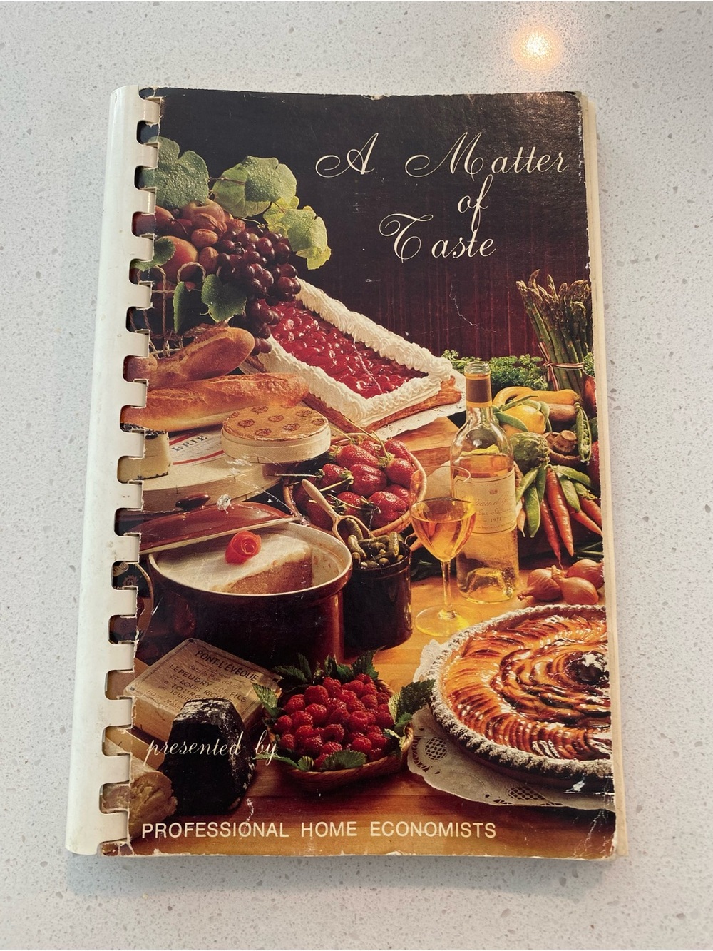 Vntg A Matter of Taste Cookbook CA
- (White Spiral)